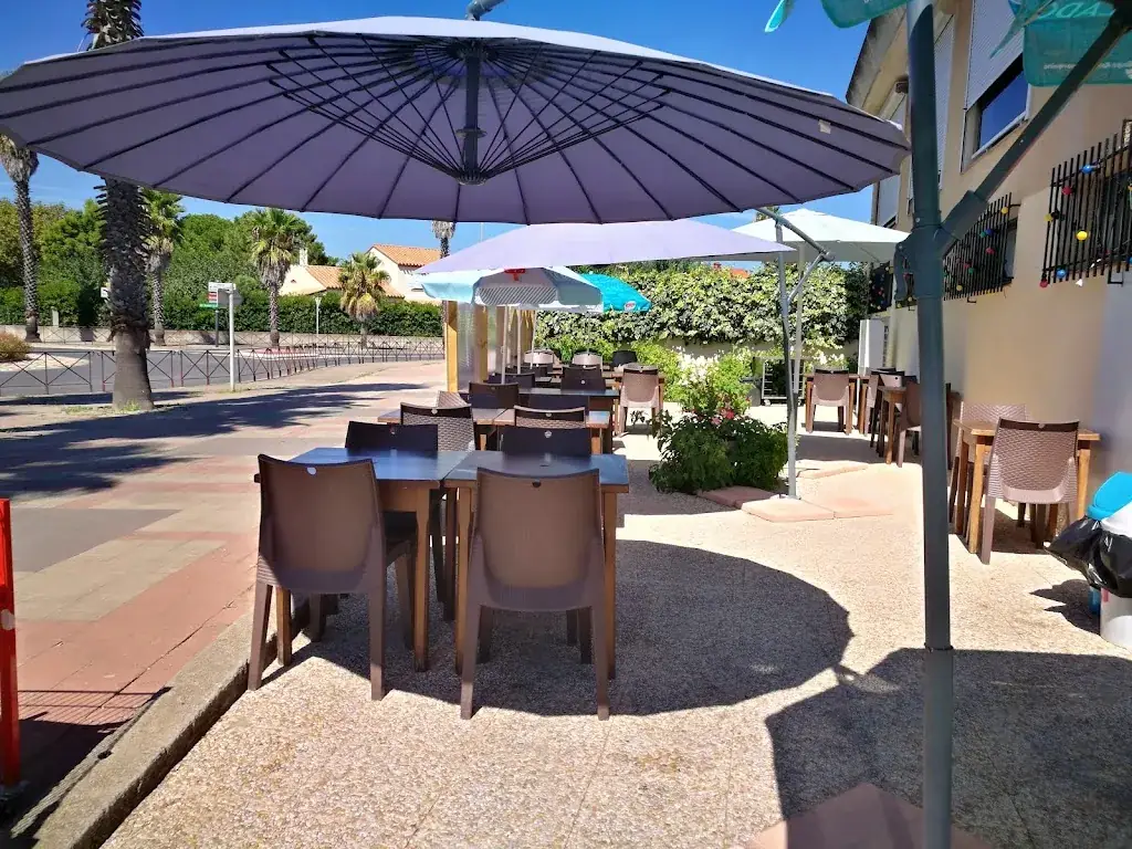 Chez papi au port Restaurant in Sainte-Marie-la-Mer