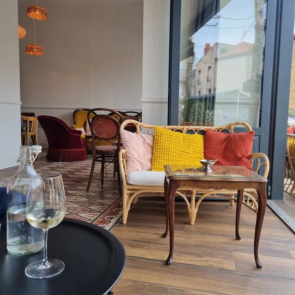 Chez Fläder restaurant in Langeac