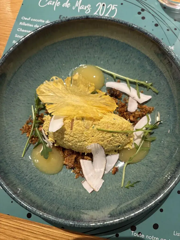 Chloé Deroualle_A la maison_Puilboreau_review