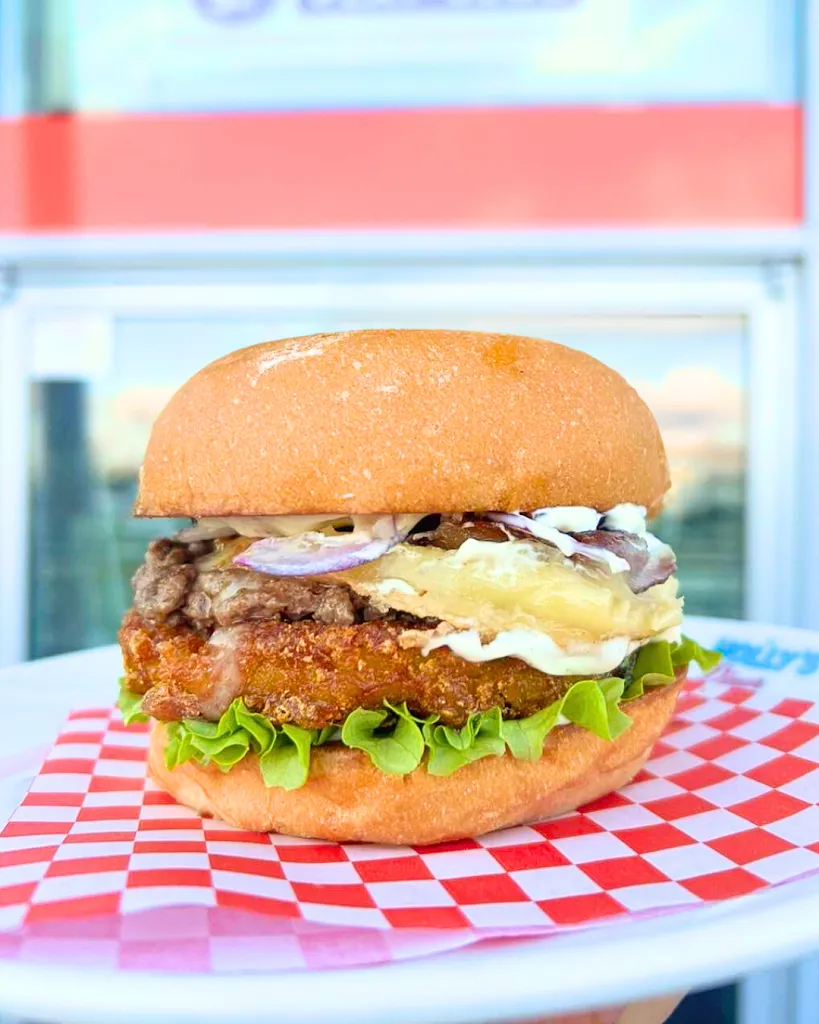 Holly's Diner_Puilboreau_slider_image_3