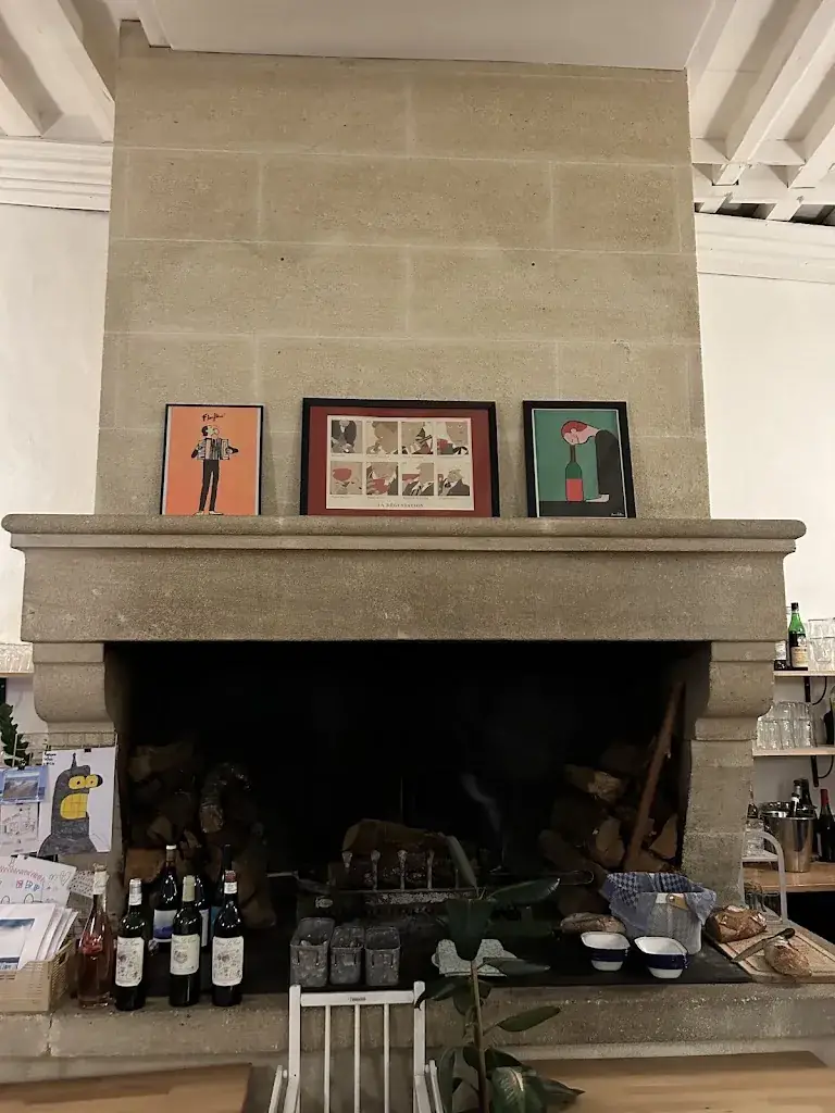 Monique Fernandez_Georges_Rions_review