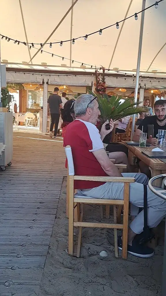 La Plage_Rivedoux-Plage_slider_image_2