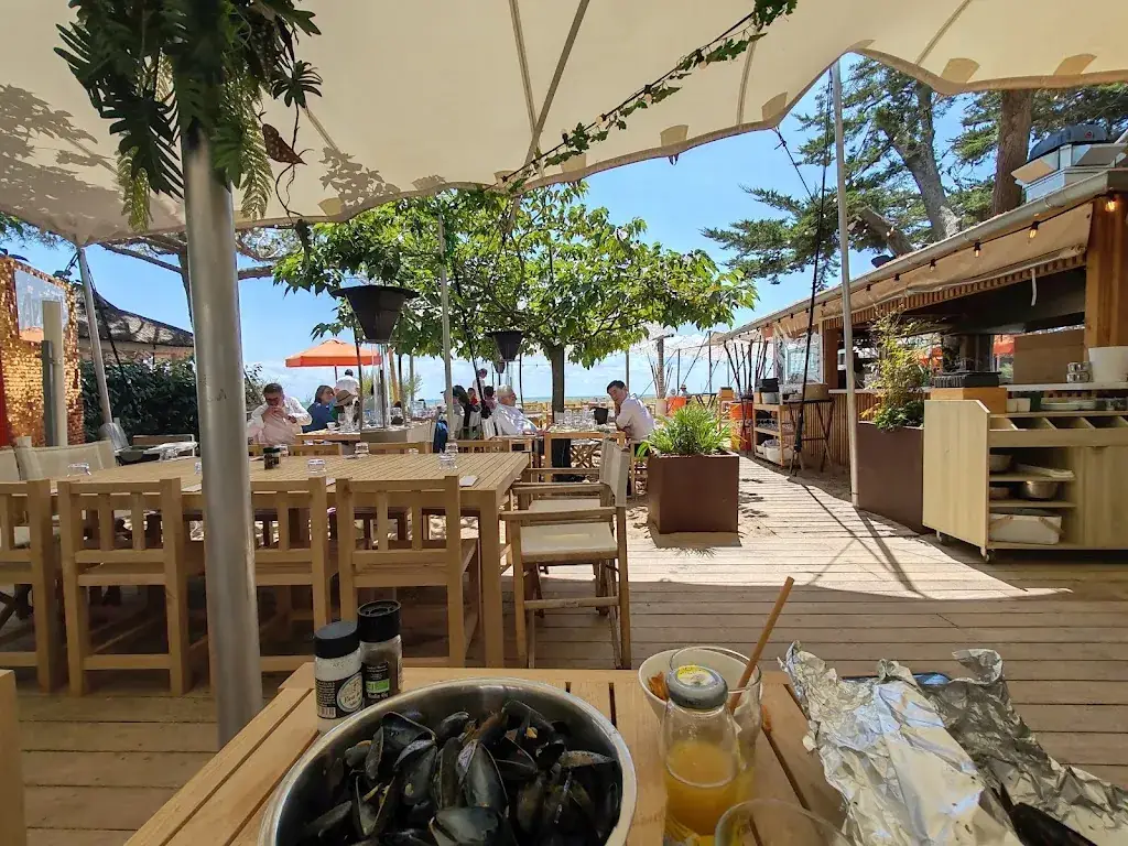 La Plage_Rivedoux-Plage_slider_image_3