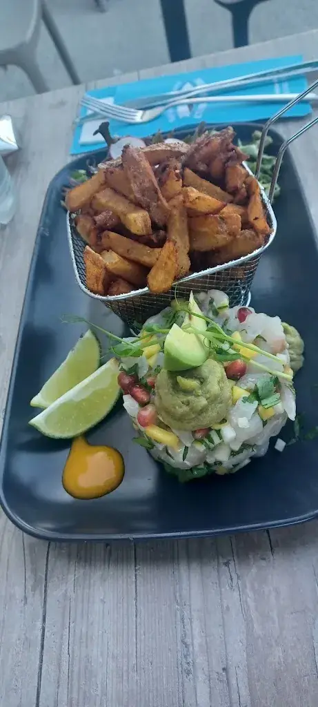 Tania Figueiredo_L'Embarcadère_Rivedoux-Plage_review