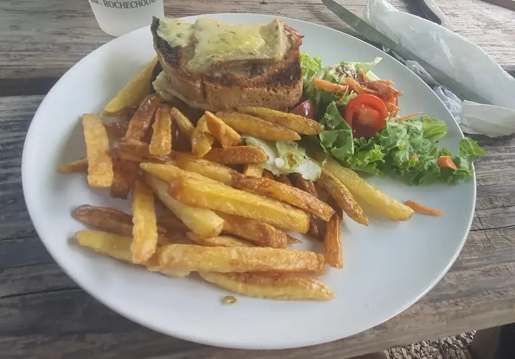 Menu_De la Fourche à la Fourchette ! un restaurant autrement : pique-nique, casse- croute et apéros par dans l'même panier_Rochechouart_image_3