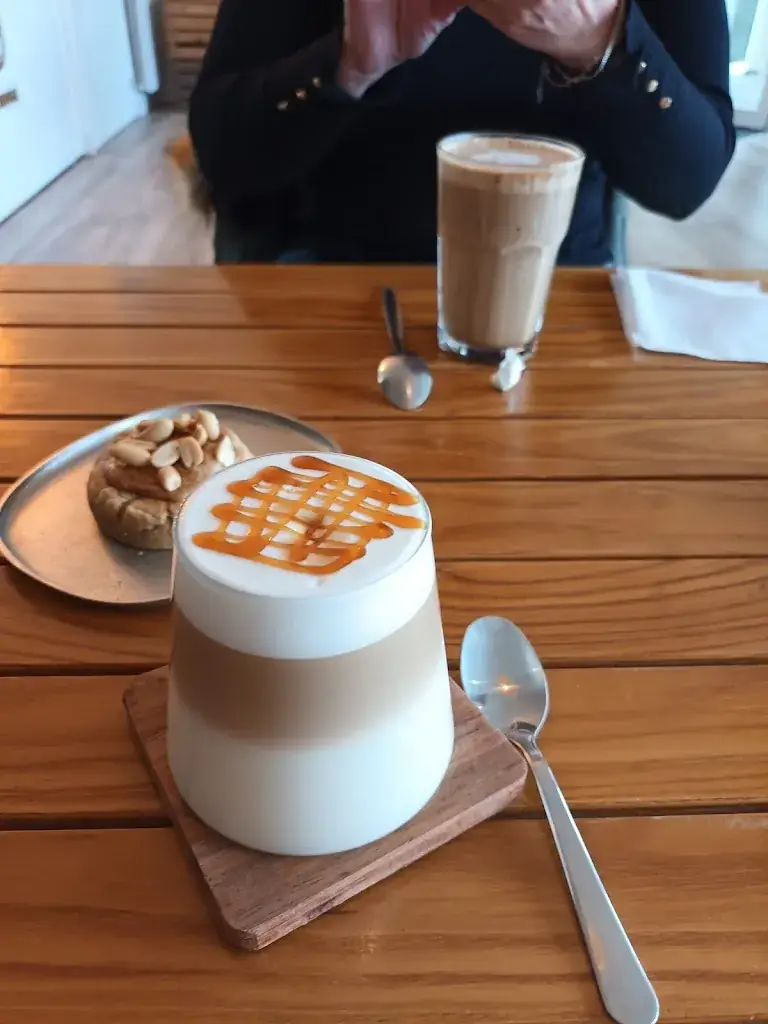 Christine Morillon_LE REFUGE / Food & Coffee_Roches-Prémarie-Andillé_review