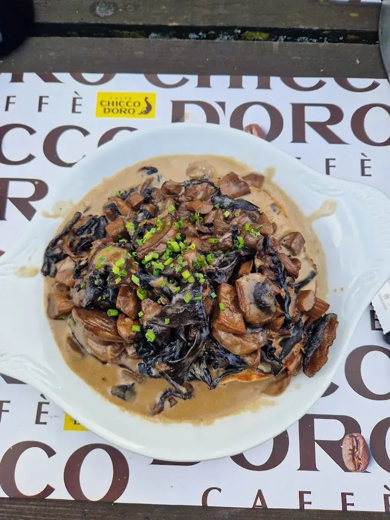 Michele S._La Grande Sagneule_Rochefort_review