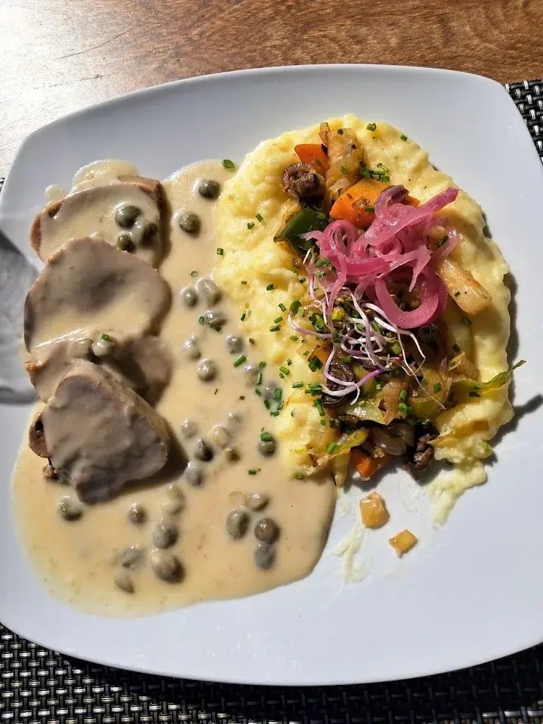 Michel Cugny_Bistro La Loco_Rochefort_review