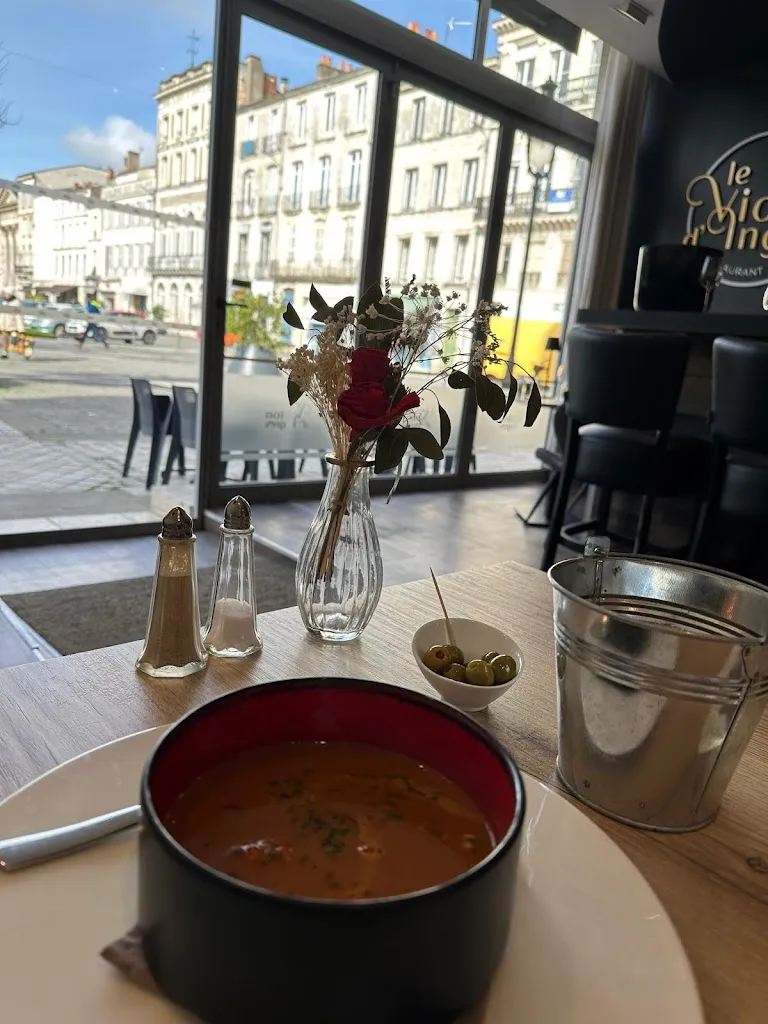 Alfred Ng_Le Violon D'Ingres_Rochefort_review