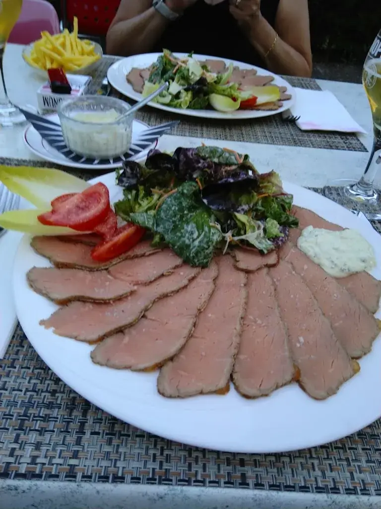 Restaurant le Pré-Vert_Rochefort_slider_image_1