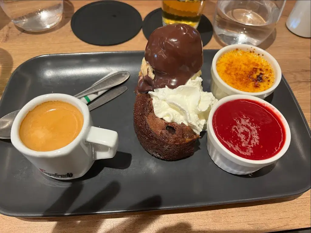 Melanie_Chez Ana_Rouffignac-Saint-Cernin-de-Reilhac_review