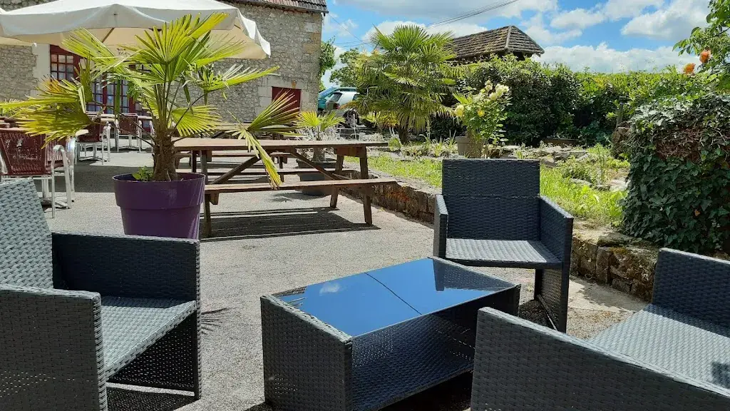 Restaurant Bar L' Olive Bleue. Ouvert en soirée de Juin à fin août._Rouffignac-Saint-Cernin-de-Reilhac_slider_image_1