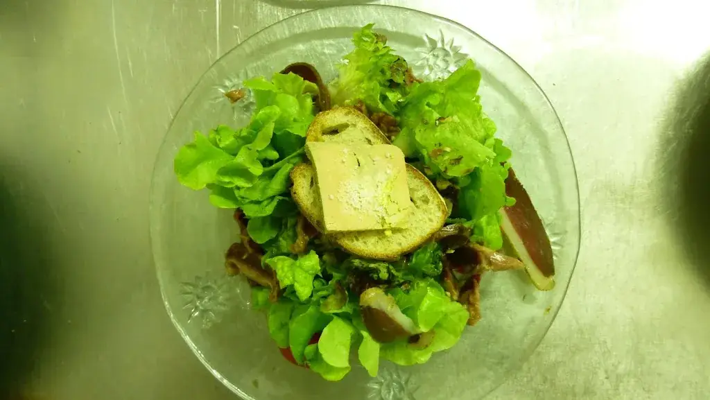 Restaurant Bar L' Olive Bleue. Ouvert en soirée de Juin à fin août._Rouffignac-Saint-Cernin-de-Reilhac_slider_image_2