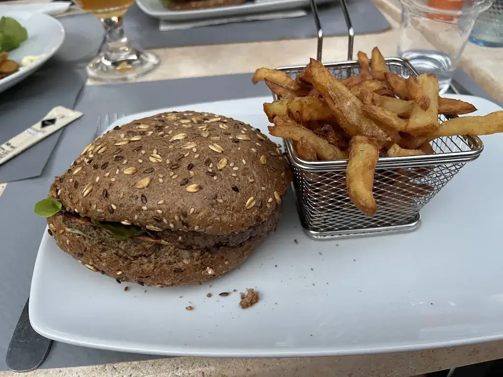 Restaurant Bar L' Olive Bleue. Ouvert en soirée de Juin à fin août._Rouffignac-Saint-Cernin-de-Reilhac_slider_image_3