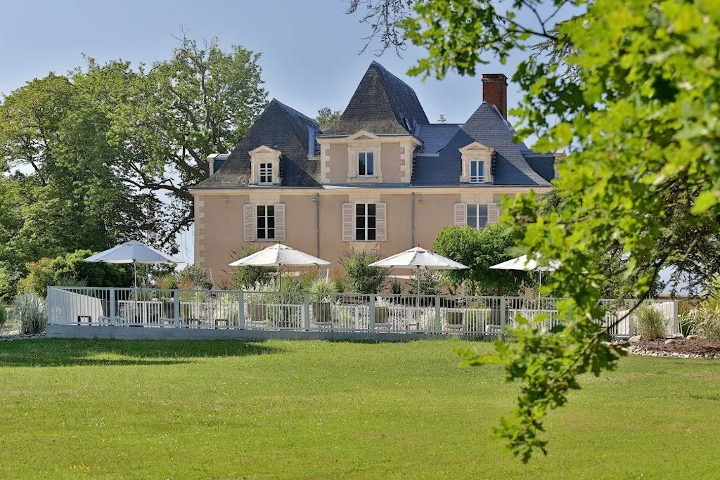 Cèdre_Rouffignac-Saint-Cernin-de-Reilhac_slider_image_3