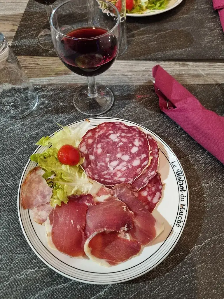 L'univers Des Amis_Ribérac_slider_image_3