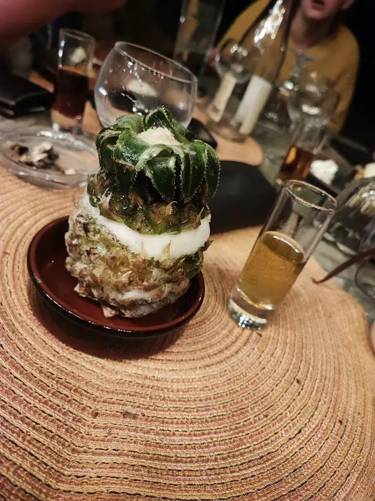 coralie vincent_La Belle Roulotte_Mazeyrat-d'Allier_review