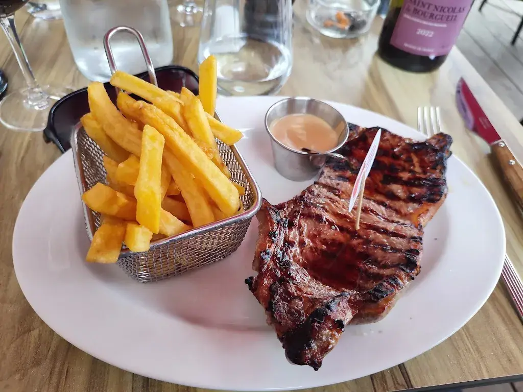 L'olivette_Roullet-Saint-Estèphe_slider_image_3