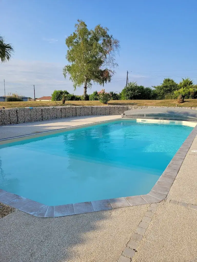 Hôtel Domaine de Roullet_Roullet-Saint-Estèphe_slider_image_3