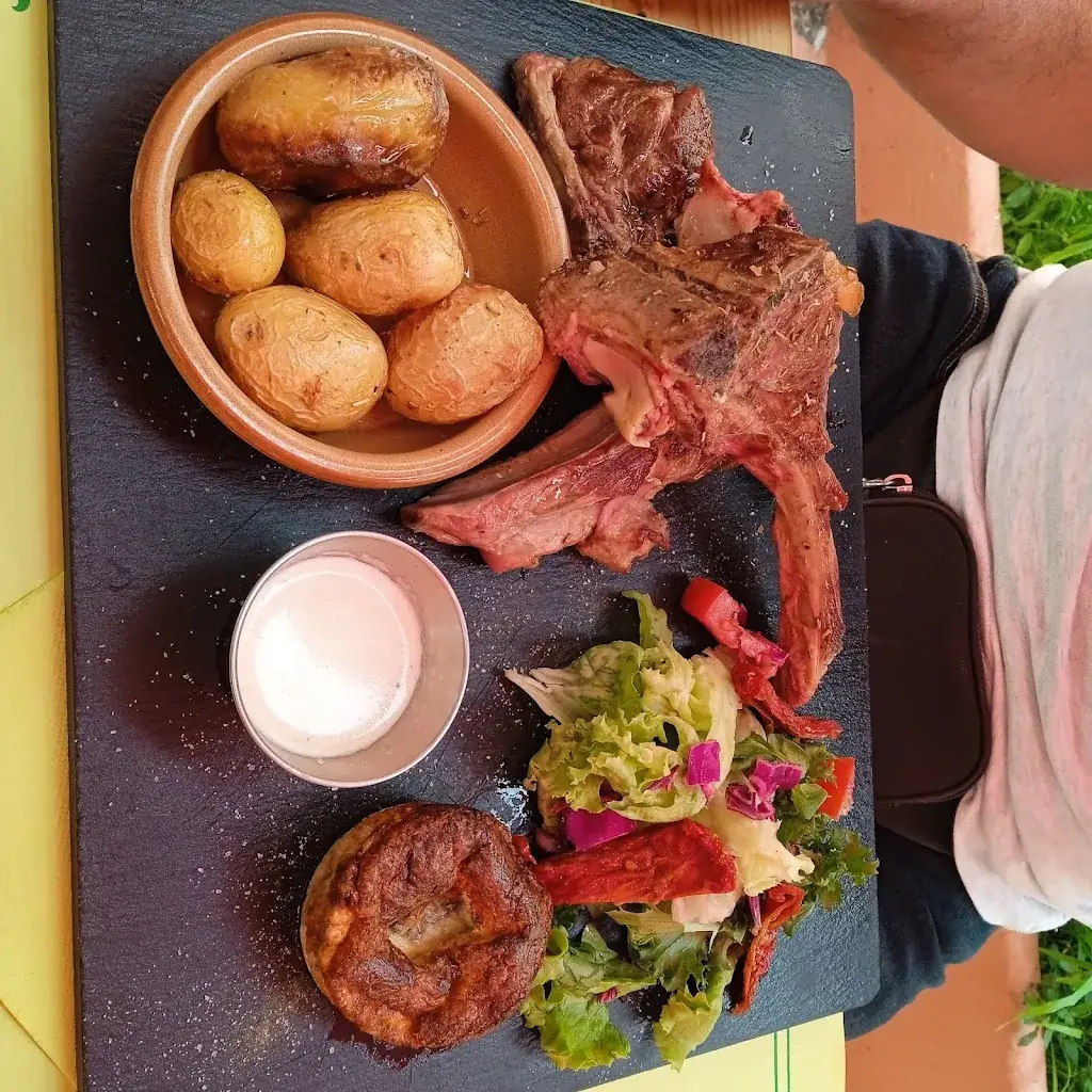 Menu_Restaurant les fleurines_Roquefort-sur-Soulzon_imagen_7