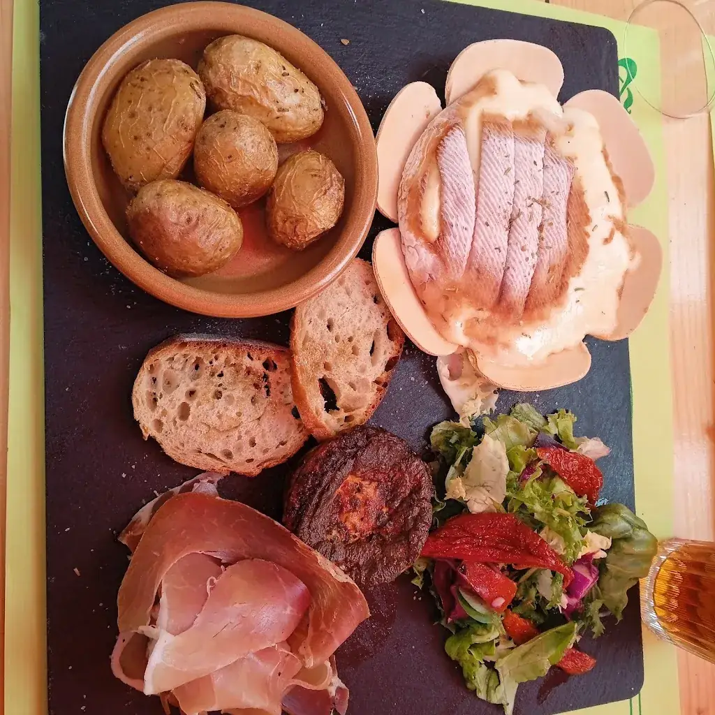 Menu_Restaurant les fleurines_Roquefort-sur-Soulzon_imagen_8