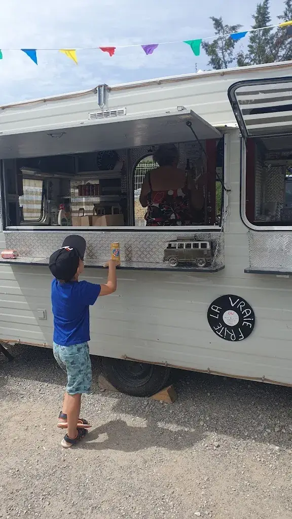 Anj Lou_Les caprices de Marie_Roquefort-sur-Soulzon_review