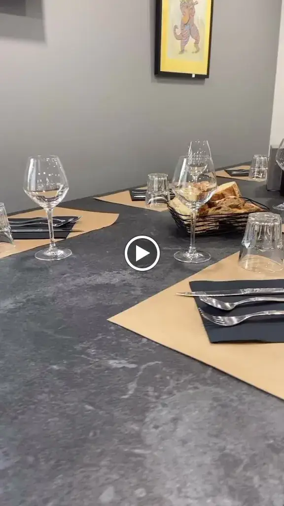 Le bistronome_Crest_slider_image_2