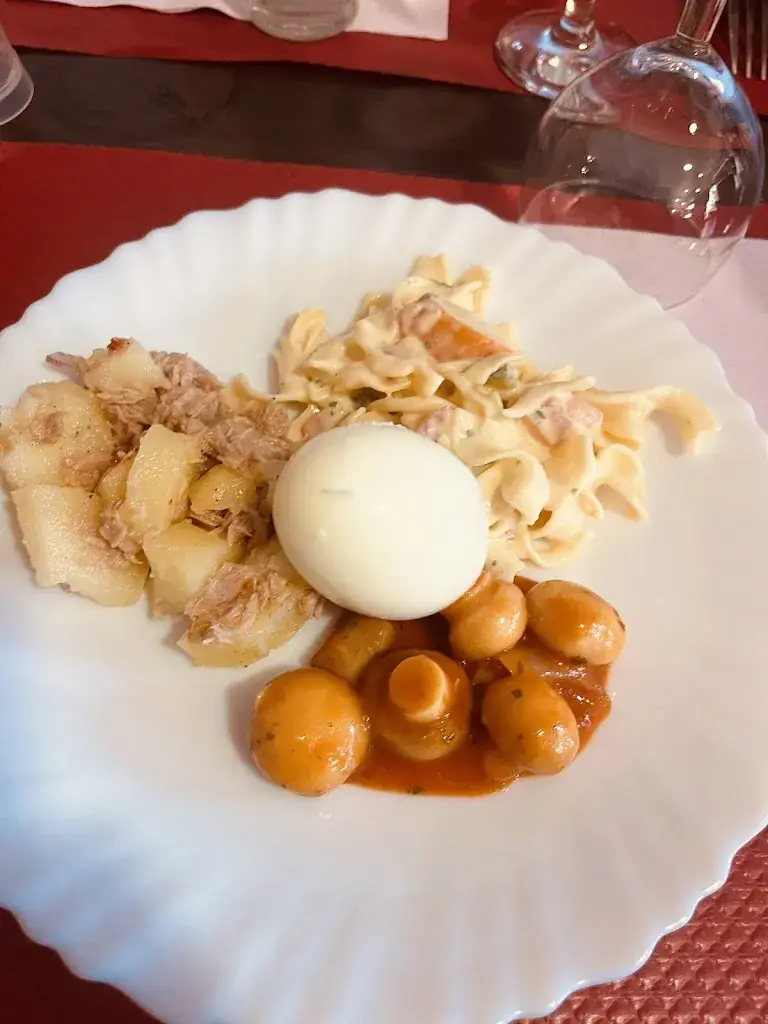 Manuela Da-Costa_L' ENTRACTE_Roumazières-Loubert_review