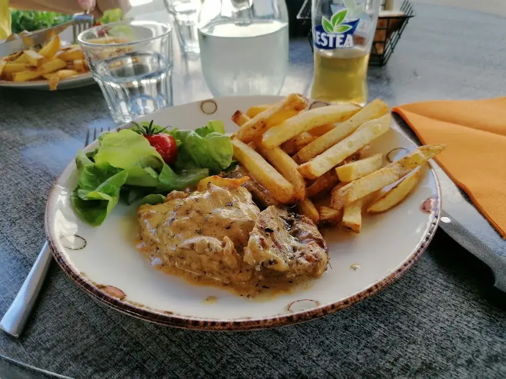 Le Saint Laurent_Saint-Laurent-de-Céris_slider_image_2