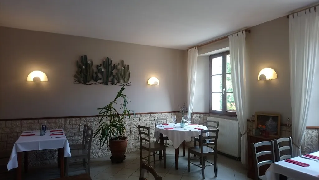 Auberge Des Lacs_Massignac_slider_image_1