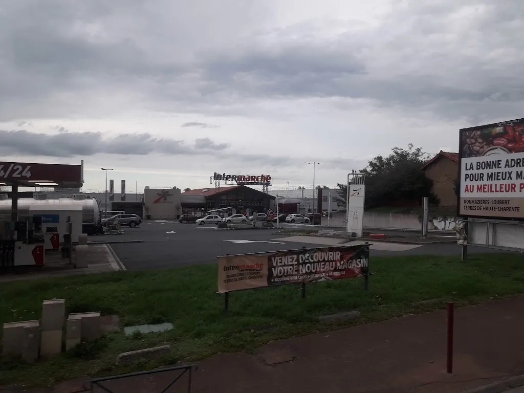 Intermarché station-service Roumazières Loubert_Terres-de-Haute-Charente_slider_image_3