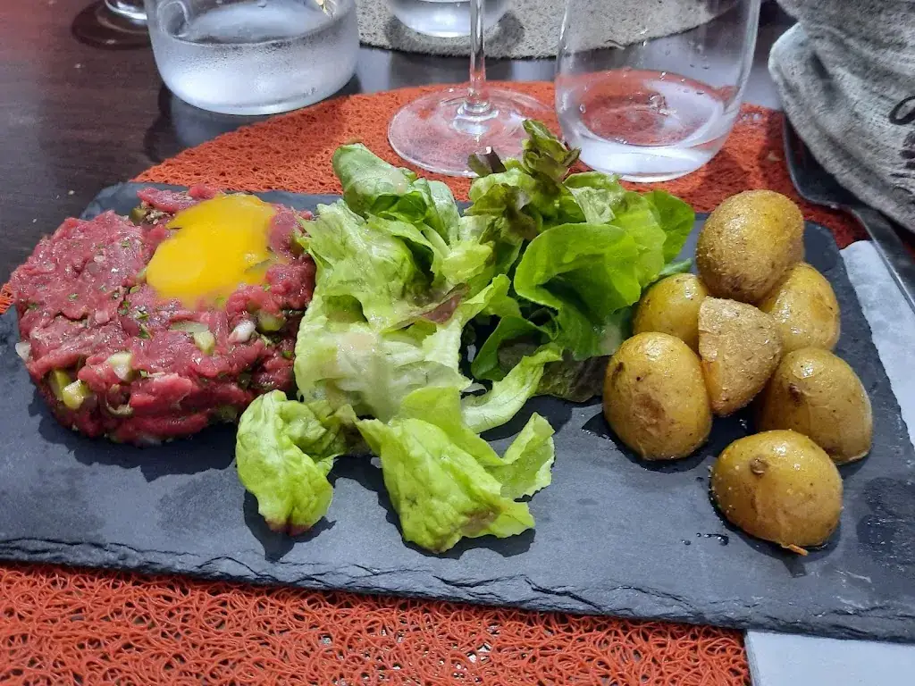 Menü_L'escale du Château_Lapalisse_Bild_1