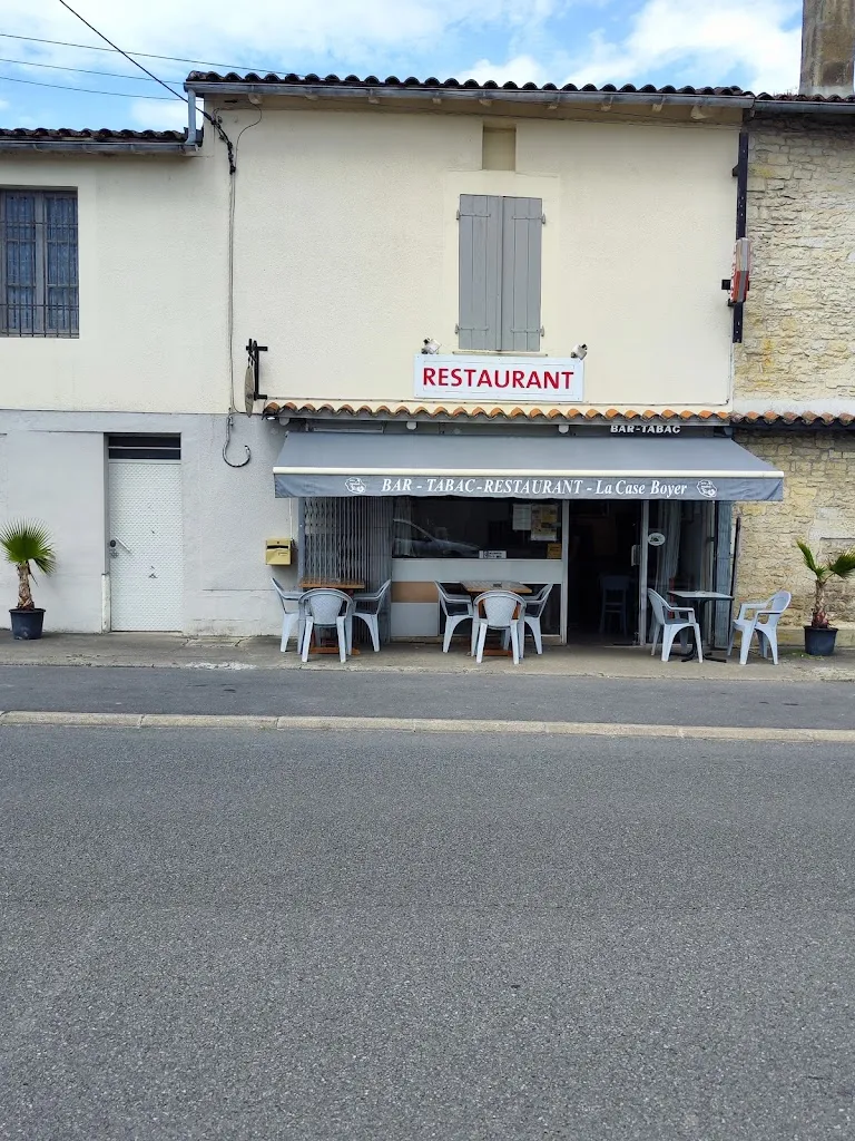 LA CASE BOYER restaurant in Ruffec