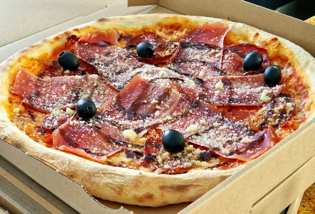 Schnock Pizza_Sadirac_slider_image_3