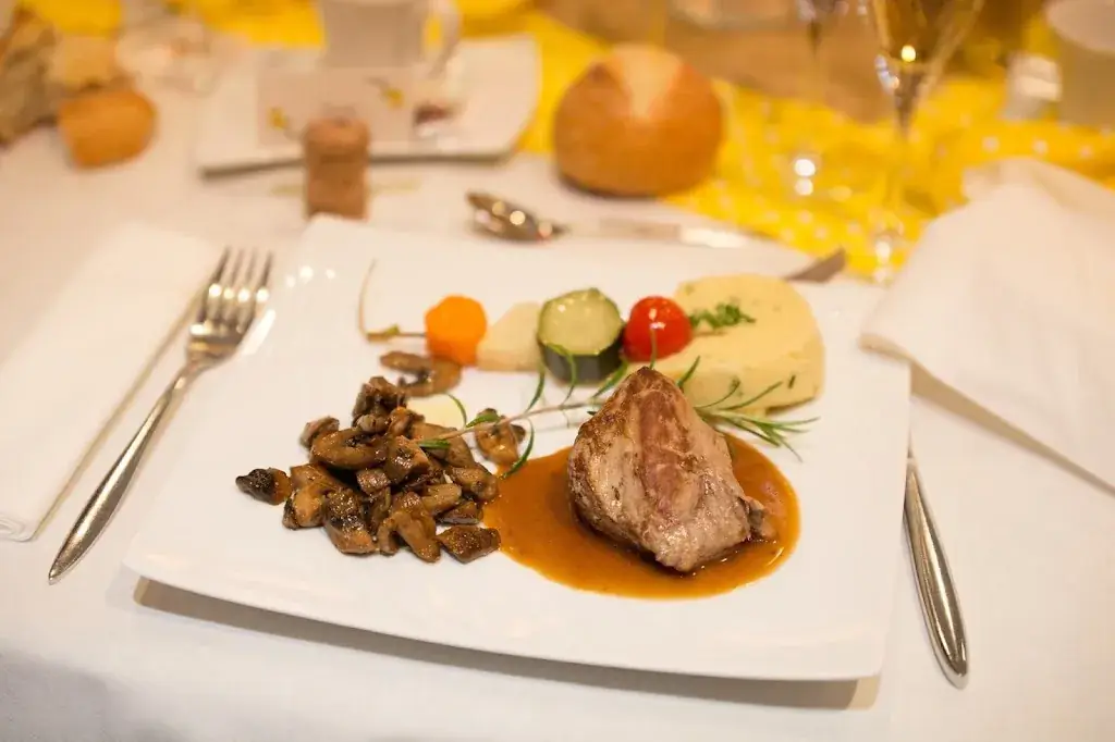 Restaurant - Traiteur Le Lion d'Or_Sèvremont_slider_image_2