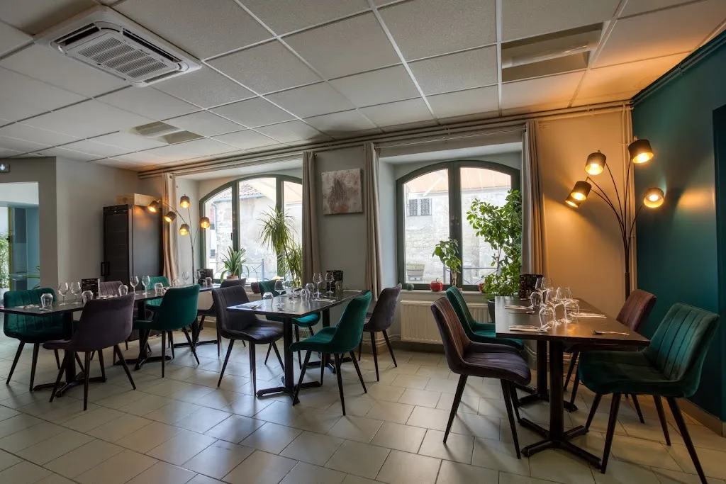 Le Saint Aquilin_Saint-Aquilin_slider_image_1