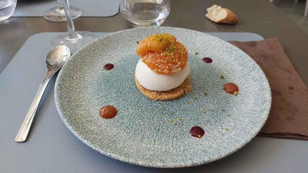 Le Saint Aquilin_Saint-Aquilin_slider_image_2