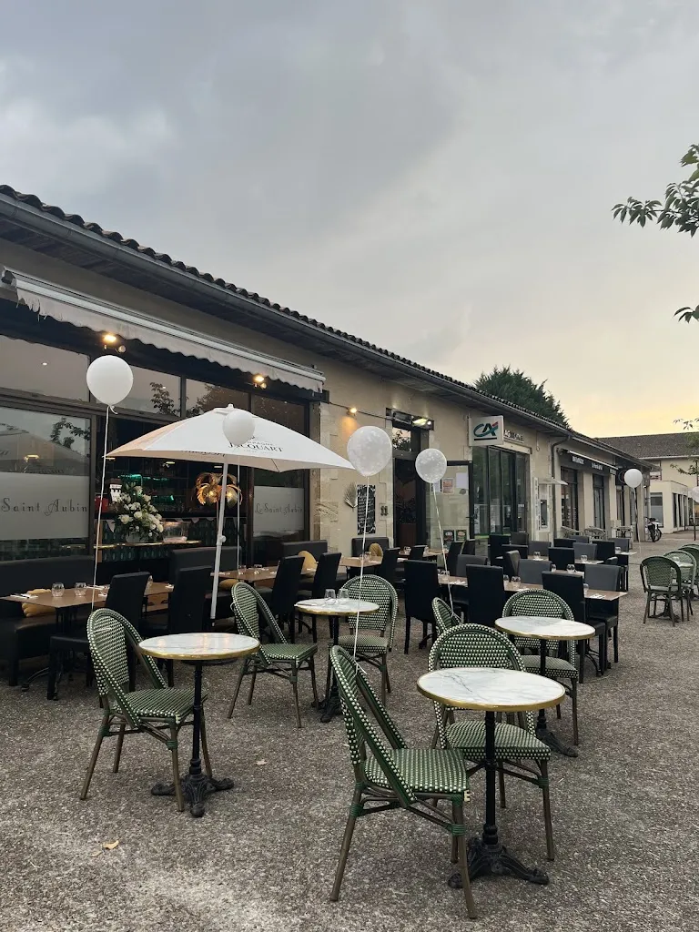 LE CAFE SAINT-AUBIN restaurante en Saint-Aubin-de-Médoc