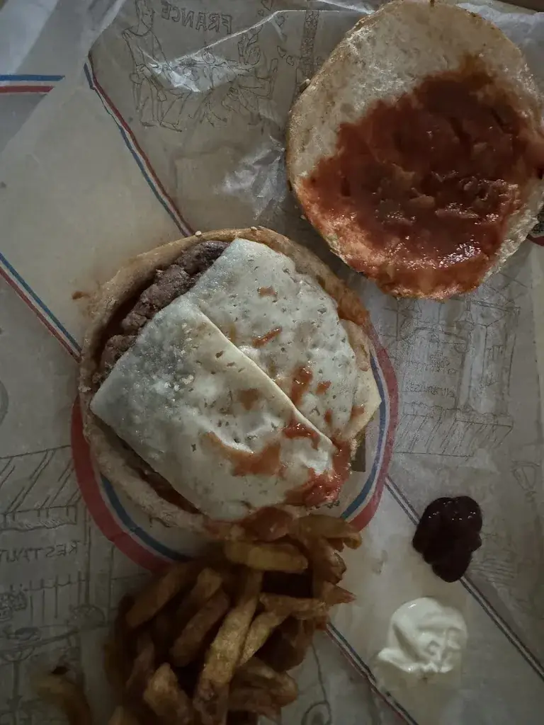 LDS Burger_Saint-Aubin-de-Médoc_slider_image_3