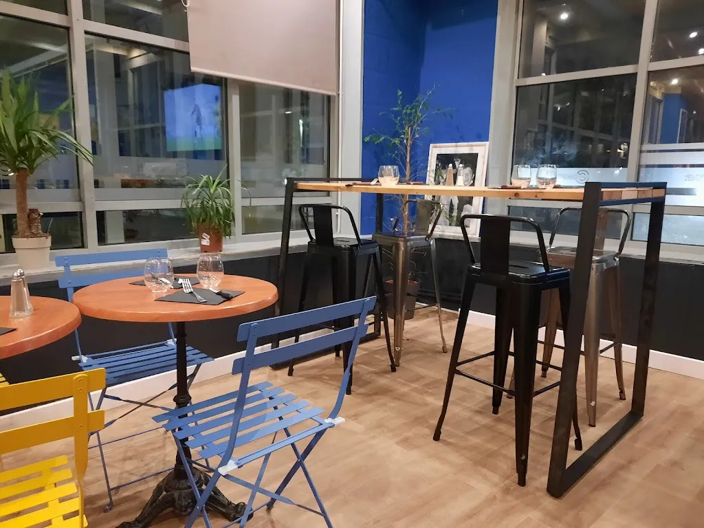 The Little Counter_Saint-Médard-en-Jalles_slider_image_1