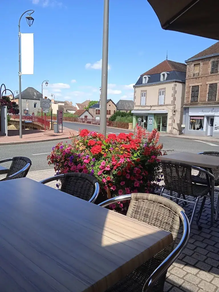 Bistrot rn7 Restaurant in Lapalisse