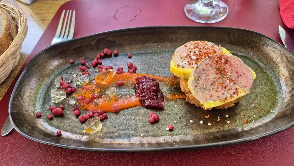 Peña Eulalia_Aulaye-Puymangou_slider_image_3