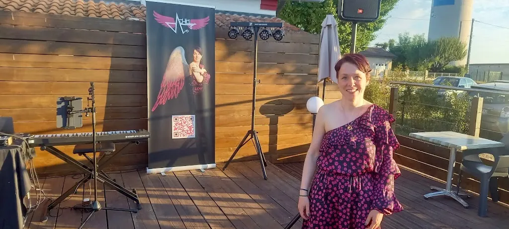 J BV_El Toro Show_Aulaye-Puymangou_review