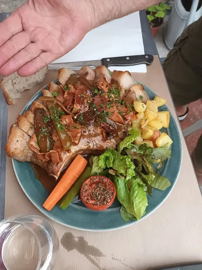 Restaurant Au Cochon Prieur_Aubeterre-sur-Dronne_slider_image_3