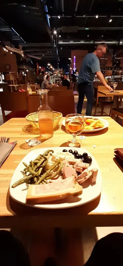 L'Aire Des Vérités_Lapalisse_slider_image_2