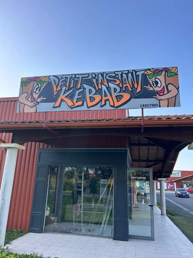 PETIT INSTANT KEBAB restaurant in Aulaye-Puymangou