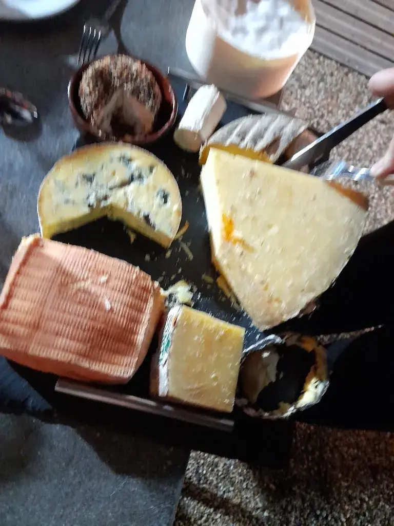 Menu_Restaurant La Clairière_Servanches_image_3