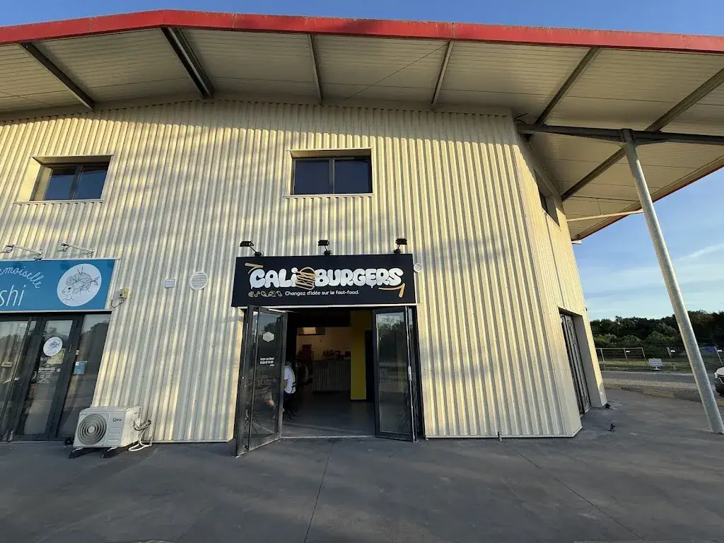 CALI BURGERS restaurant à Saint-Caprais-de-Bordeaux
