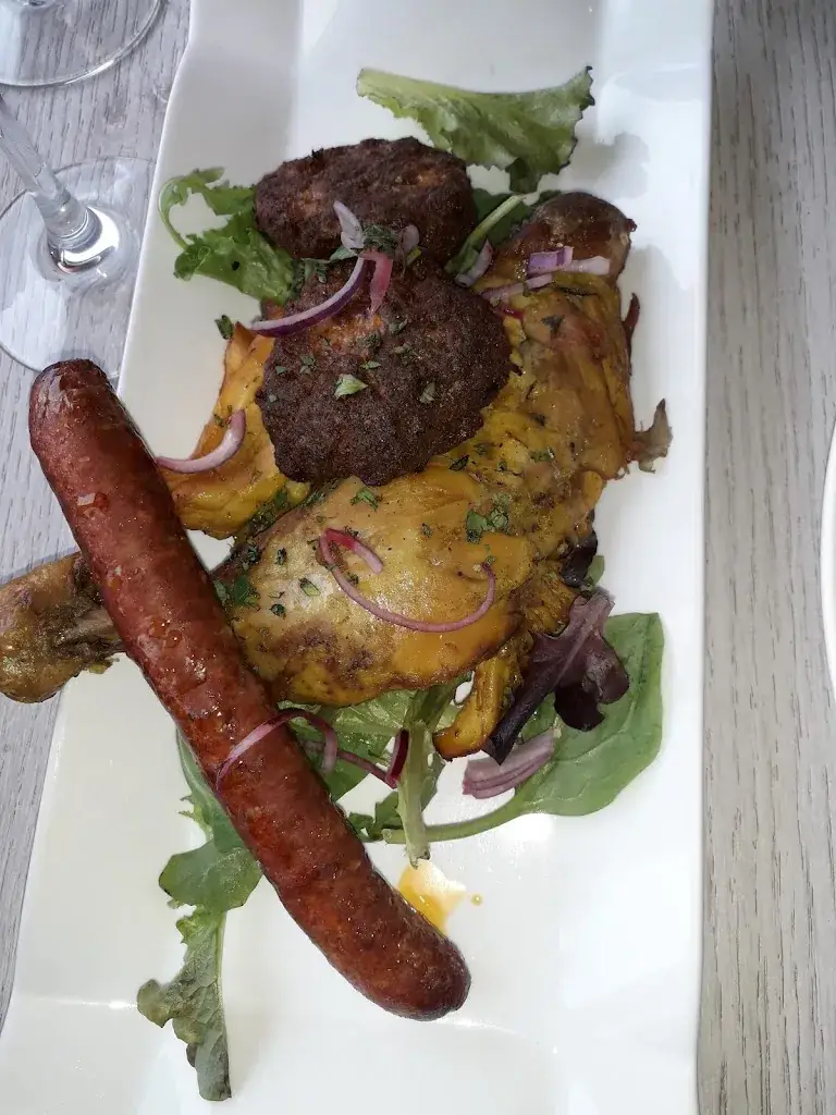 Craig Keene_Le Mogador_Royan_review