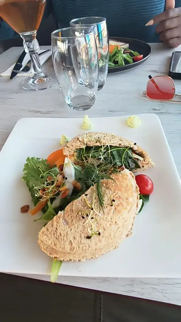 Le Mogador_Royan_slider_image_2